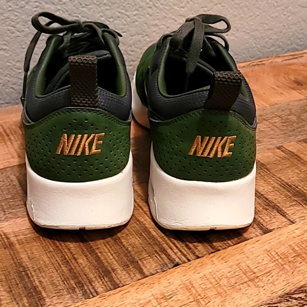 👟👟 - Picture 3 of 9